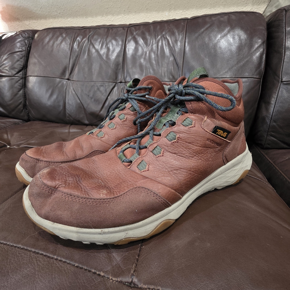 Teva Men's Brown Hiking Shoes
